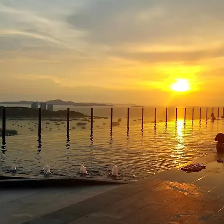 Pattyay The Base Ab * Pattaya