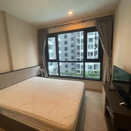 Apartment 芭提雅市中心the Base 高端公寓酒店