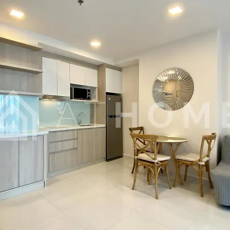 1-bedroom The Cloud 812 Apartment