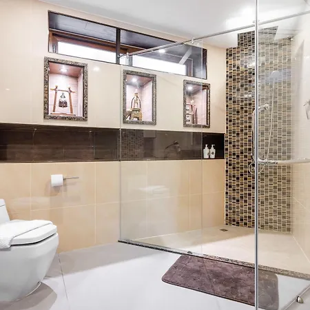 Luxury Pool T1 Near Walking Street 5br 9 Persons Villa