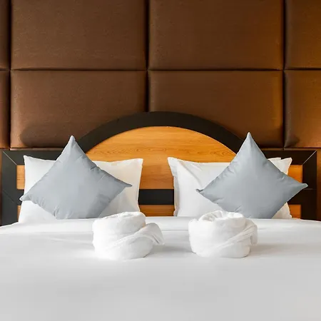 Luxury Pool T1 Near Walking Street 5br 9 Persons Villa Pattaya