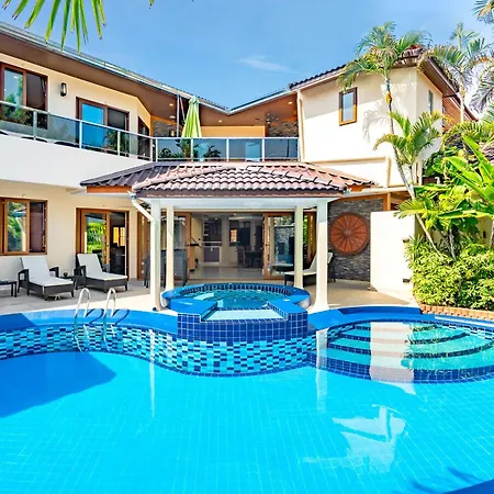 Luxury Pool T1 Near Walking Street 5br 9 Persons Villa Pattaya