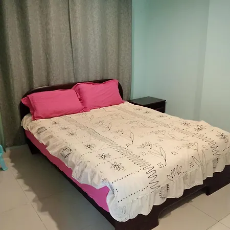 2 Bedroom On Wongamat Apartment Pattaya