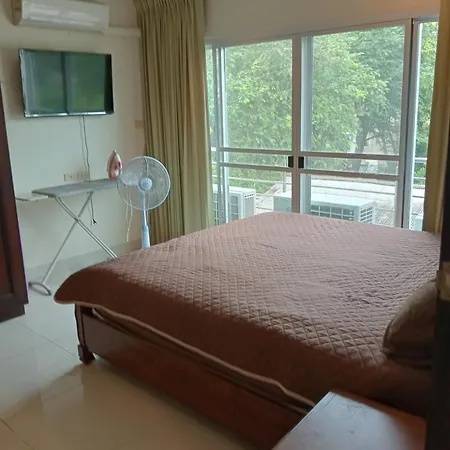 2 Bedroom On Wongamat Pattaya