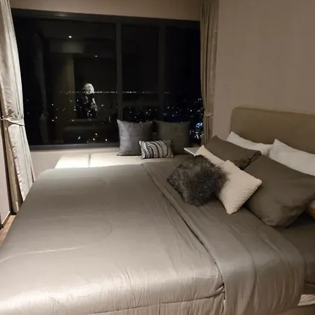 Once 25th Floor With Sea View