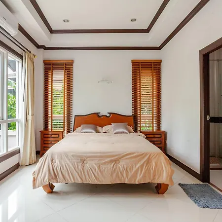 Villa Luxury Iconic Royal Boat Pool North