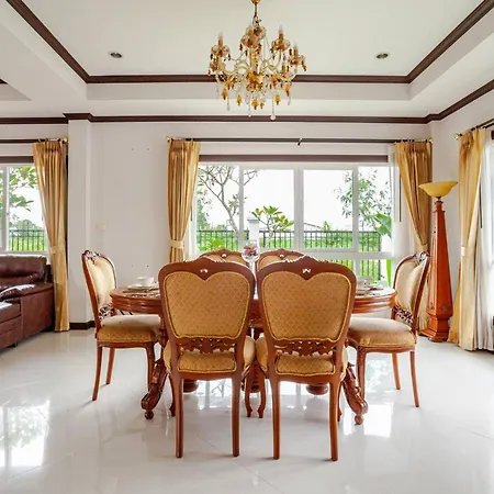 Villa Luxury Iconic Royal Boat Pool North *