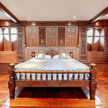 Luxury Iconic Royal Boat Pool North Villa *