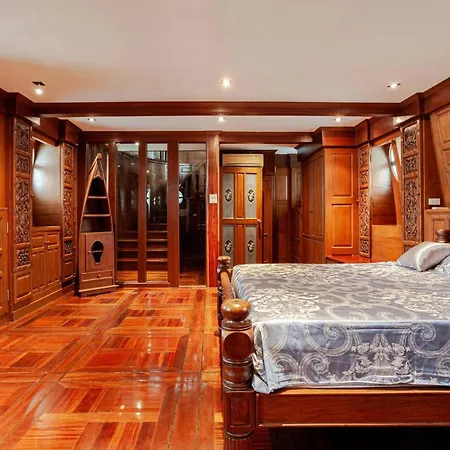 Villa Luxury Iconic Royal Boat Pool North Pattaya