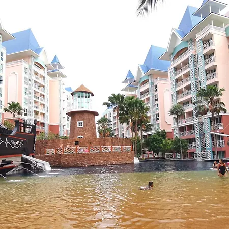 Caribbean Water Park Pattaya