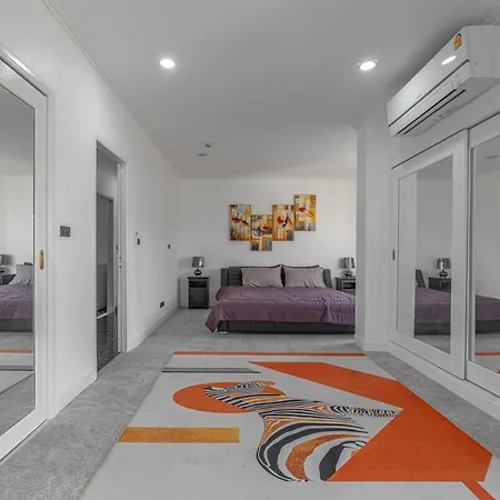 Pratumnak Penthouse X Monthstayz Thailand Apartment