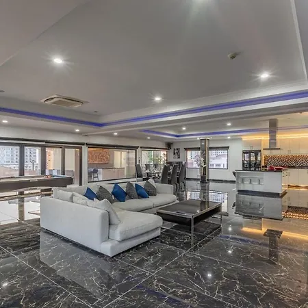 Pratumnak Penthouse X Monthstayz Thailand Apartment *