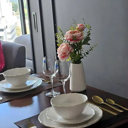 อพาร์ทเม้น High Floor Beachfront 1 Bedroom With Scenic View Pattaya