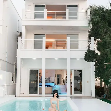 อพาร์ตโฮเทล Hi Yang Seaview *