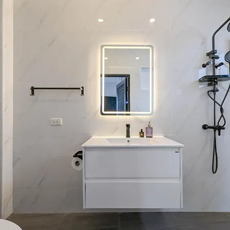 Bella 2 - 7 Bedroom Luxury Pool - 14min To Walking Street Villa Pattaya