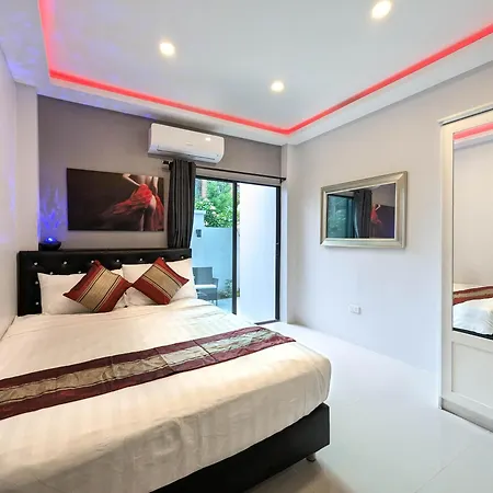 Bella 2 - 7 Bedroom Luxury Pool - 14min To Walking Street * Pattaya