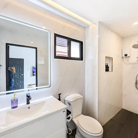 Bella 2 - 7 Bedroom Luxury Pool - 14min To Walking Street Villa