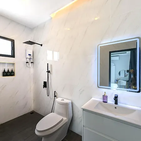 Bella 2 - 7 Bedroom Luxury Pool - 14min To Walking Street * Pattaya