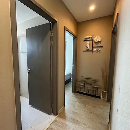Sea View 2 Bed High Floor *