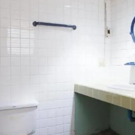 Hotel Oyo 1003 Naklua House 3*