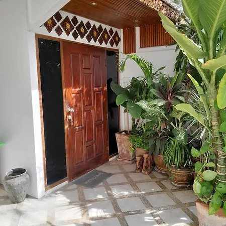 Bann Lawan 3 Bedrooms In Prathumnak Jomtien Villa