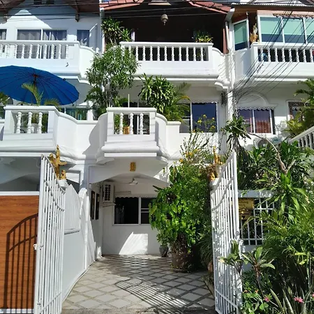 Bann Lawan 3 Bedrooms In Prathumnak Jomtien