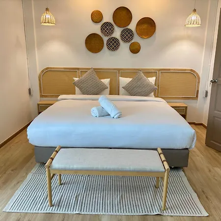 Charm At Pratumnak โรงแรม Pattaya