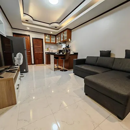 Beachfront Seaview * Pattaya