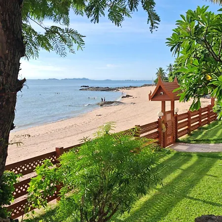 Beachfront Seaview * Pattaya