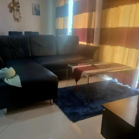 Park Lane Apartment