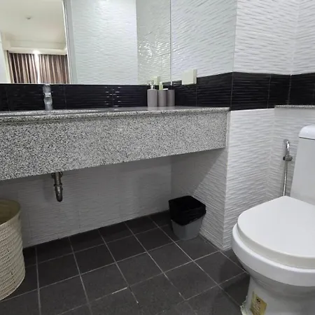 Apartment Tropical Garden A 1bedroom Pattaya