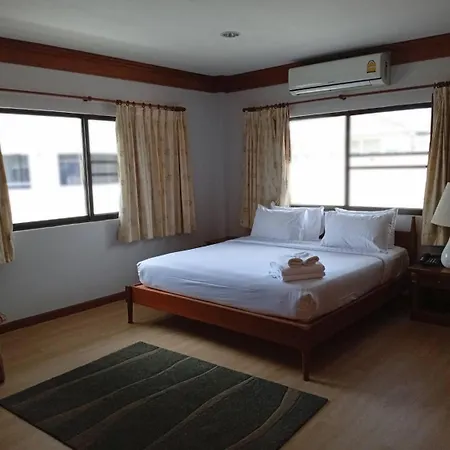 House- Sha Extra 3*