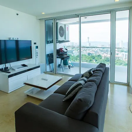 อพาร์ตโฮเทล The Cliff Pattaya