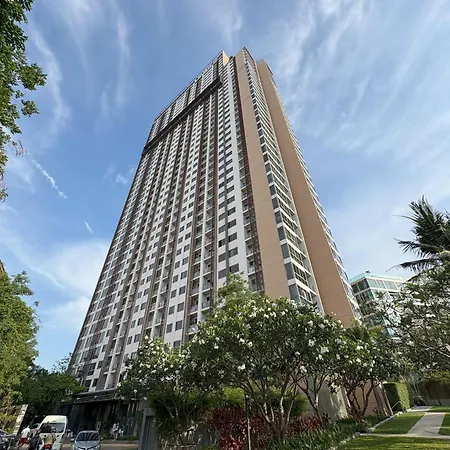Unixx Comfy Apartment Pattaya