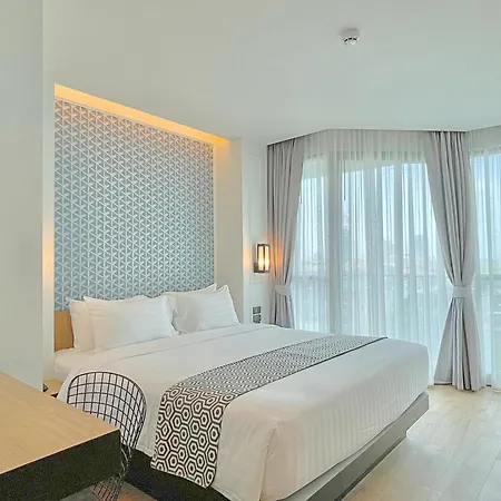 โรงแรม Chezzotel 4*