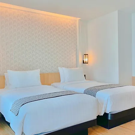 โรงแรม Chezzotel 4*