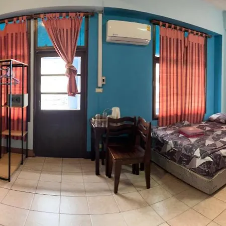 Baan Picha 2 บ้านพัก 2*