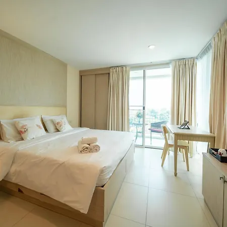 Shamrock Hotel