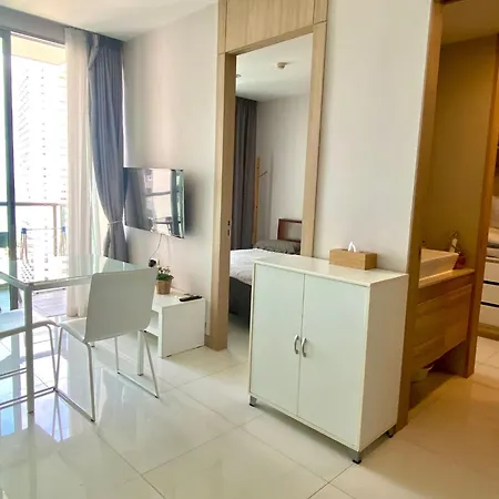 Riviera Wongamat Apartment *