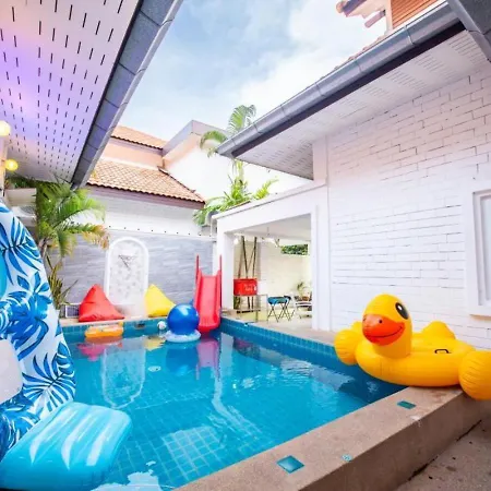 Villa Happy N Joy Pool Near Jomtien On Thepprasit Road