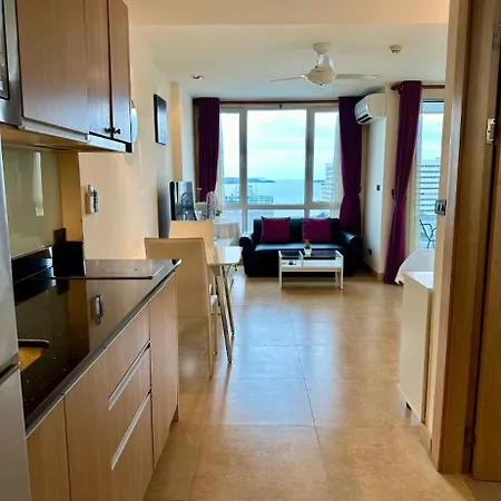студия в The Cliff Apartment Pattaya