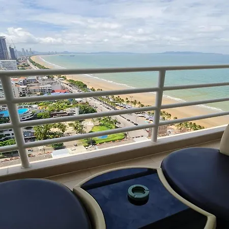 View Talay 7 Seaview อพาร์ทเม้น Pattaya