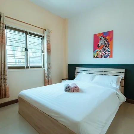 Small Posh Near Walking Street And Jomtien * Pattaya