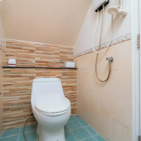 Small Posh Near Walking Street And Jomtien Pattaya