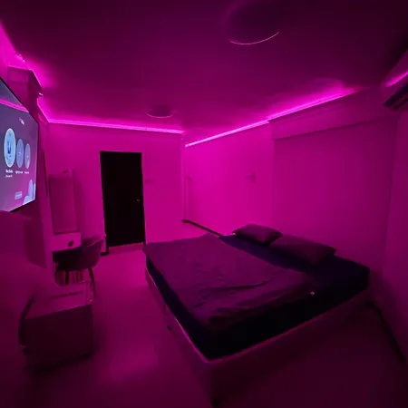 W33d Gallery บ้านพัก 3*