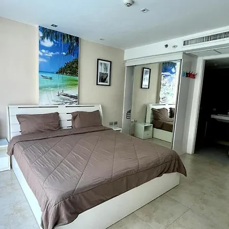 Centara Luxury Center 47 Sqm Large 1 Bedroom Apartment Pattaya