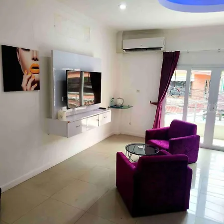 Titanic Residence-7 Minute Walk To The Pattaya