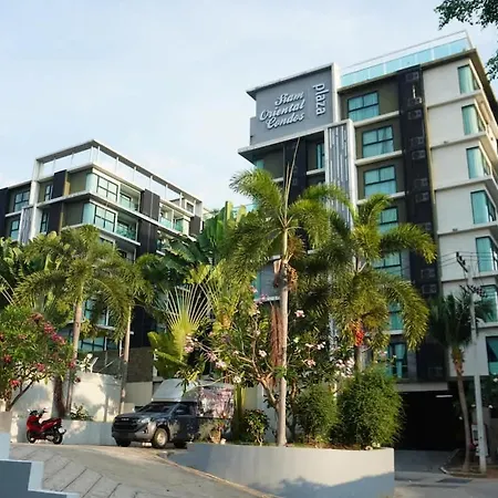 Well Furnished With Balcony Pattaya