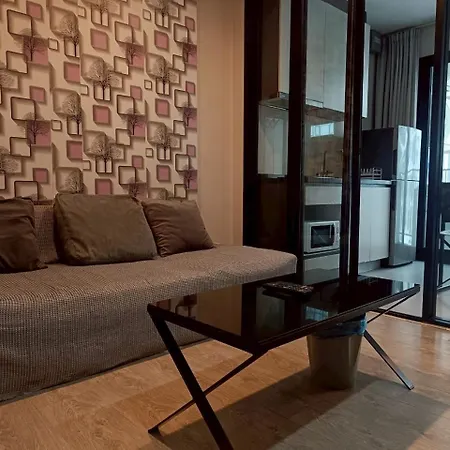 Apartment The Base Center Pattaya