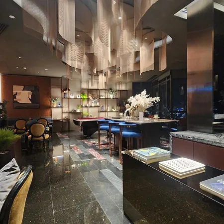 The Edge - Unique & Luxurious Apartment